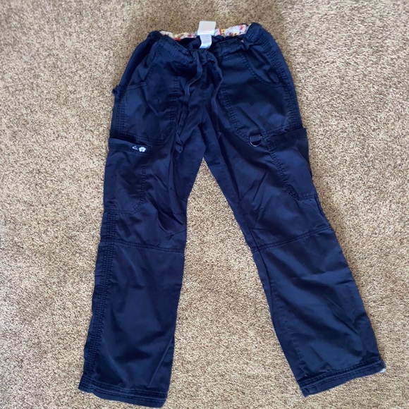 Scrub bottoms